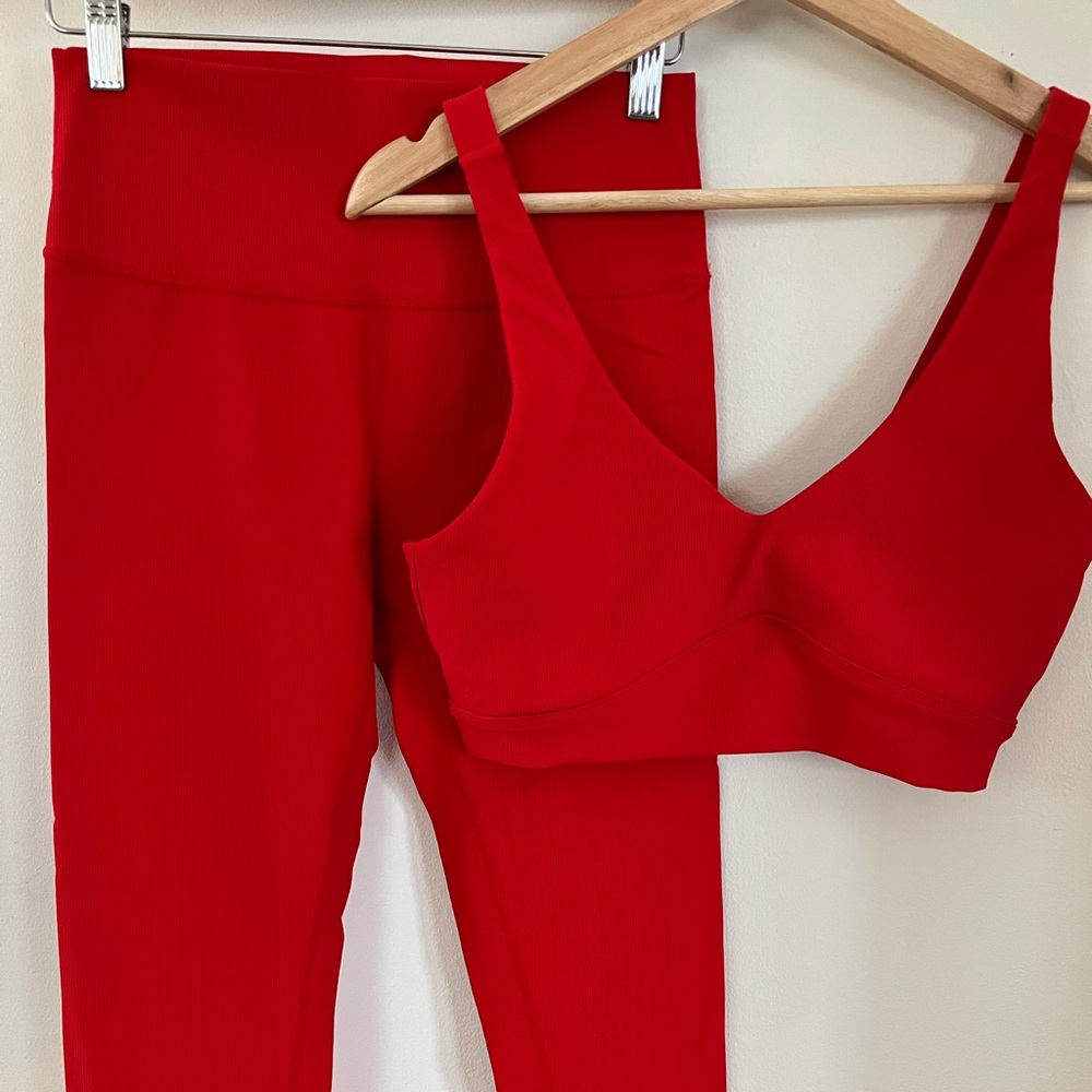 WILO Leggings + Sports Bra Set